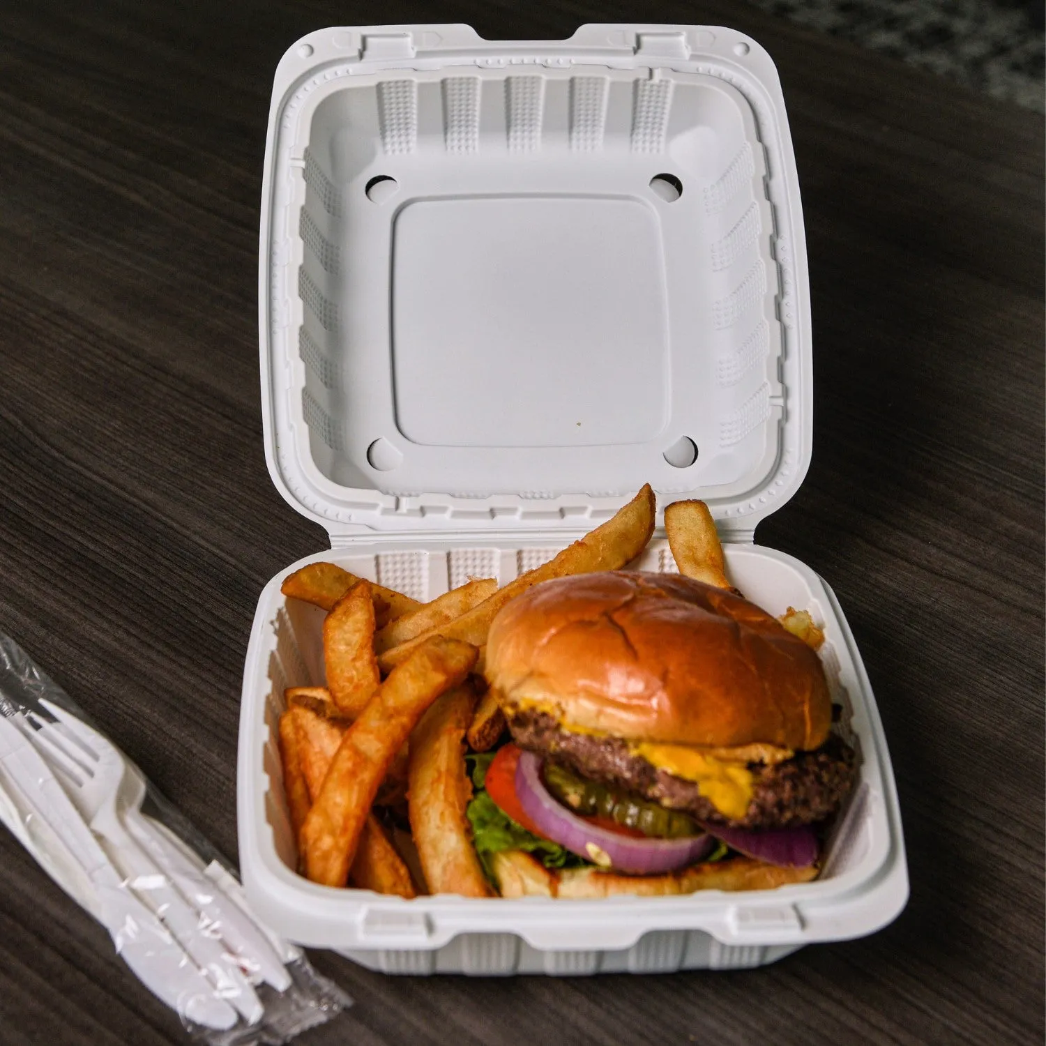 8" x 8" x 3" Lightweight Mineral Filled PP Vented Container with Hinged Lid, White, Case of 200