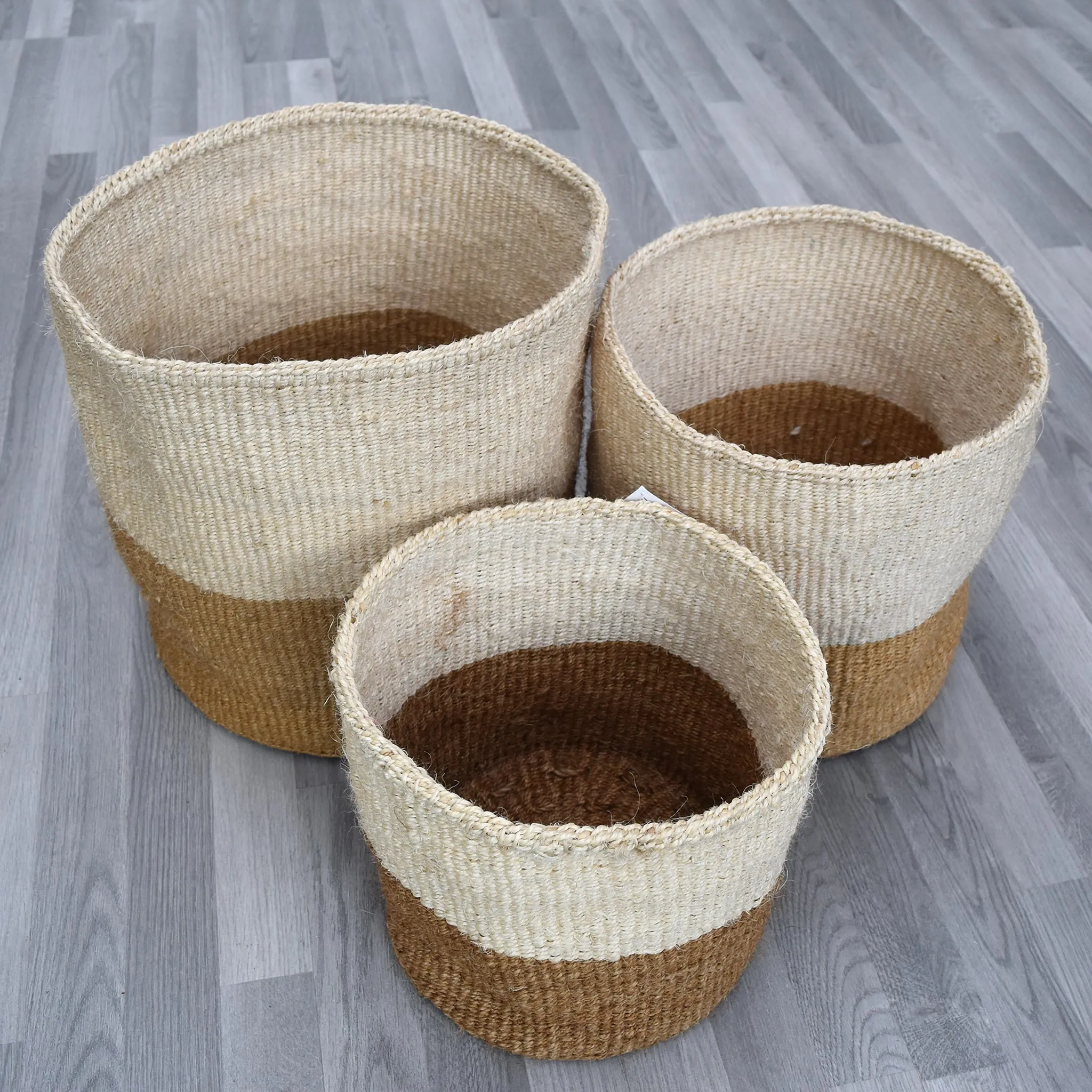 Kenyan Basket - Sisal Basket - KB44 - 12"