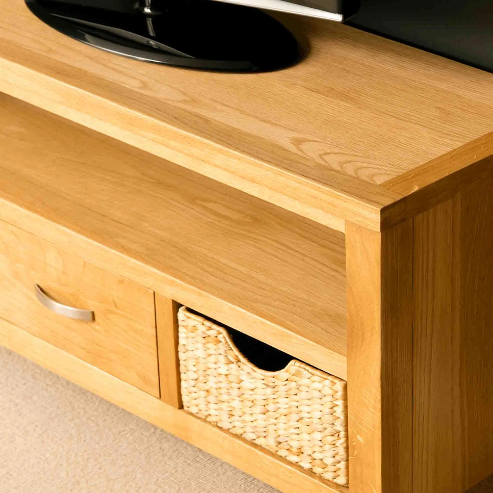 London Oak 110cm TV Stand with Baskets