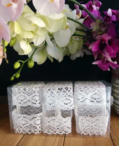 Mini Lace Favor Basket Set/6