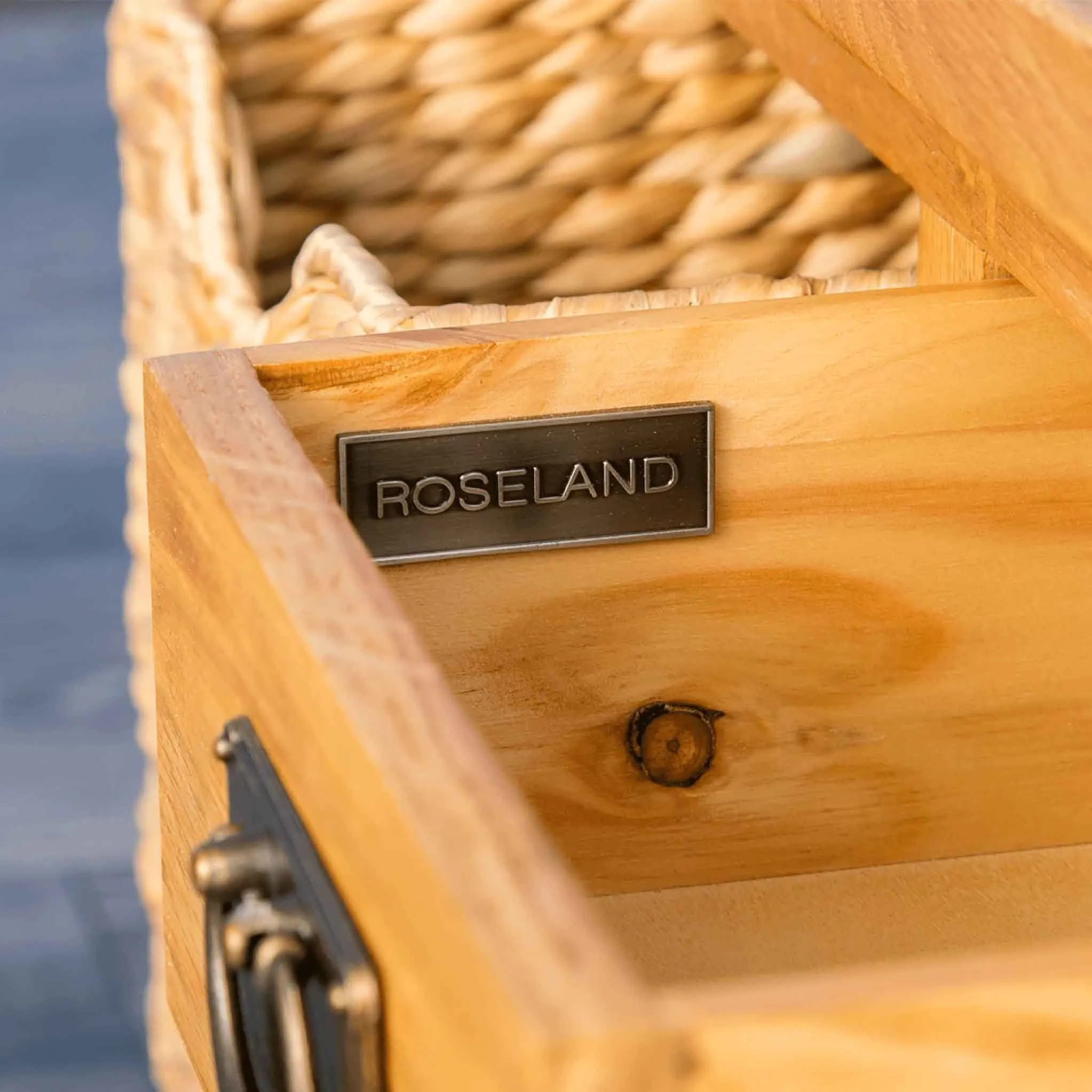 Surrey Oak Coffee Table with Baskets